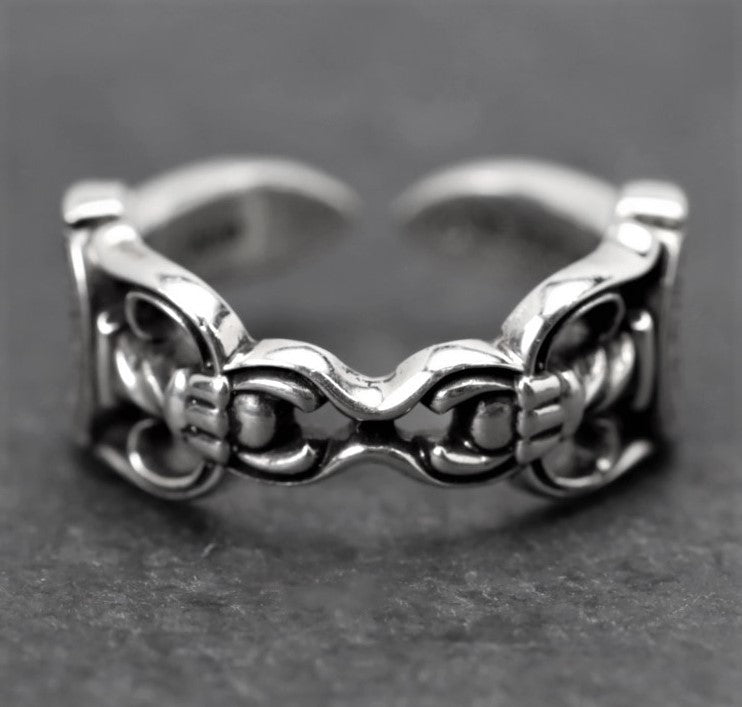Double Dagger Ring