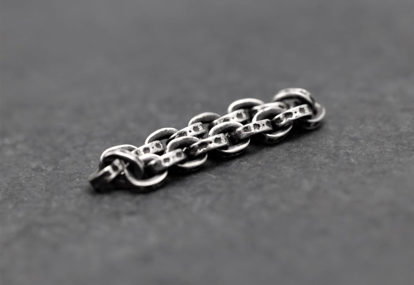 Paper Chain Ring