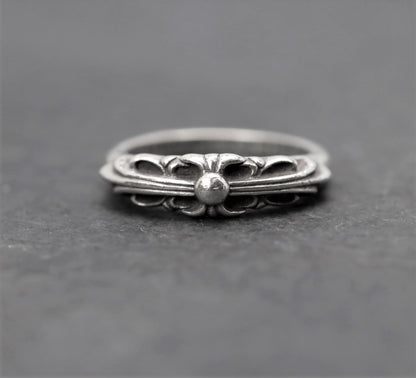 Classic Baby Floral Ring