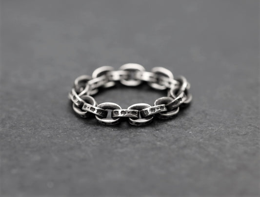 Paper Chain Ring